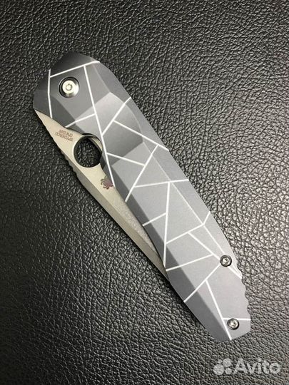 Нож складной Spyderco Nirvana