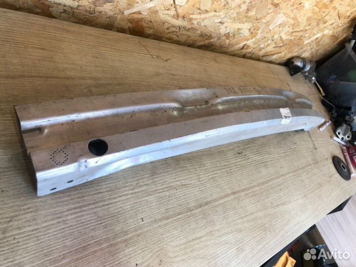 Усилитель бампера задний Audi Audi