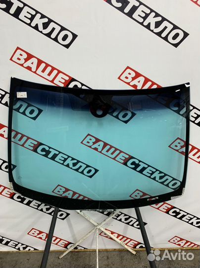 Лобовое стекло Nissan Tiida Установка 1ч
