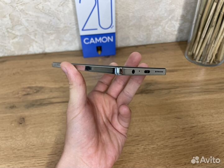 TECNO Camon 20 Pro, 8/256 ГБ