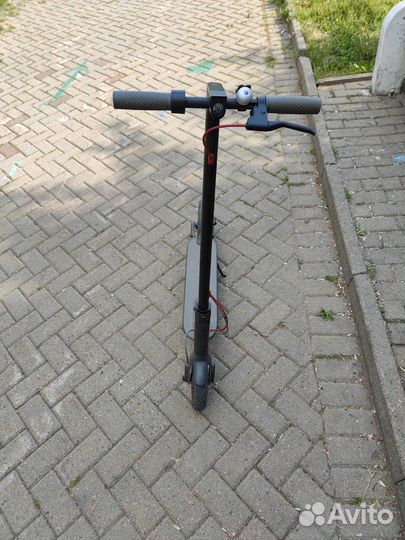 Электросамокат Xiaomi Mijia Electric Scooter M365