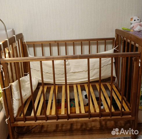 Детская кроватка