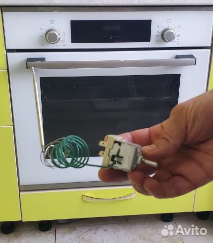 Мастер по ремонту электрических духовых шкафов