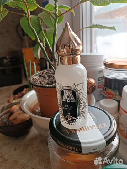 Attar collection musk kashmir