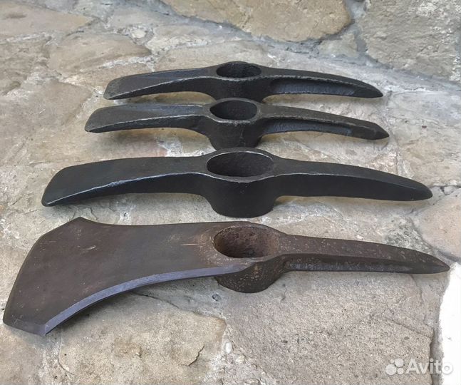 Кирка сапёрная, облегчённая