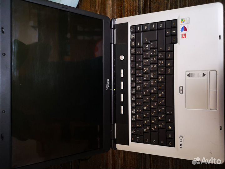 Fujitsu siemens amilo m1437g