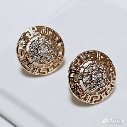Золотые серьги