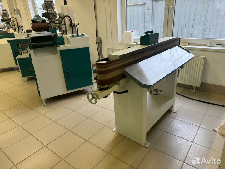 Ленточный станок для шлифовки торцов М26