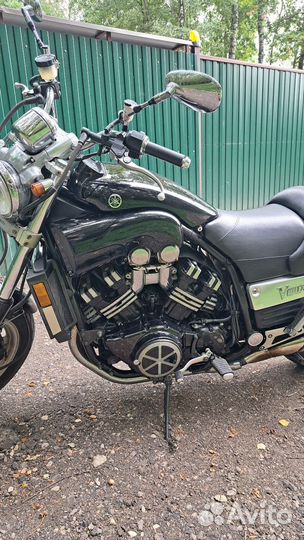 Yamaha V-MAX 1200