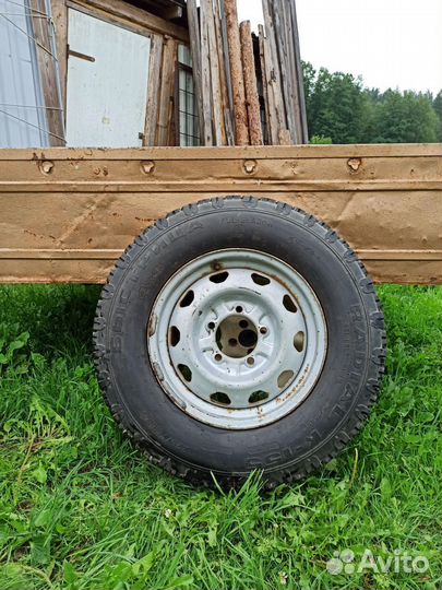 Колесо в сборе на УАЗ 225/75/16