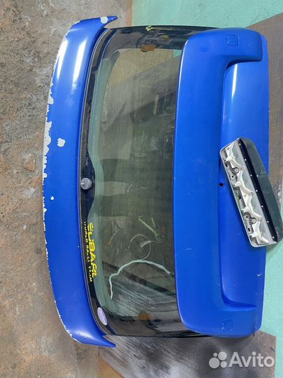 Продам заднию дверь Subaru Impreza WRX