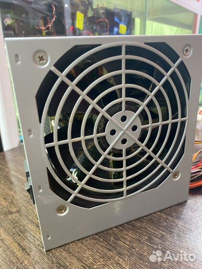 Блок питания FSP 550W