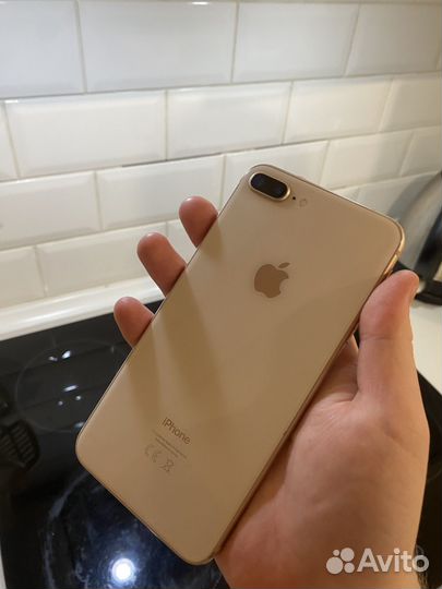 iPhone 8 Plus, 64 ГБ