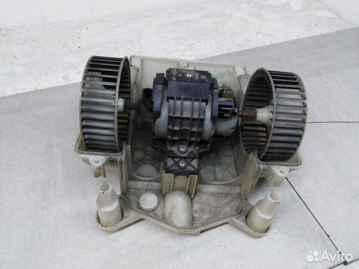 Моторчик печки A2218202714