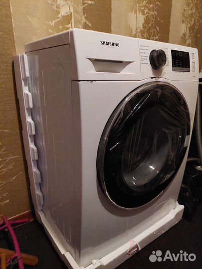 Стиральная машина Samsung WW60J4090HW