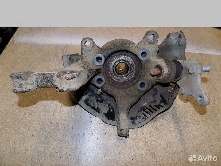 Кулак поворотный передний левый Corolla E15 2006-2