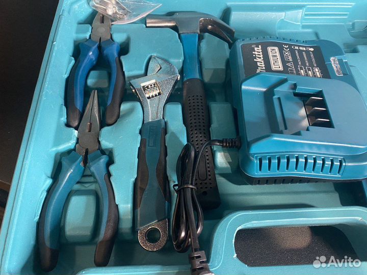 Аккумуляторный шуруповёрт Makita 18v ударный