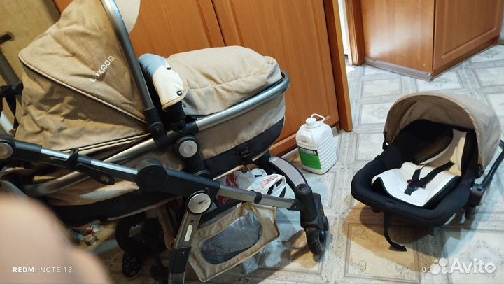 Прогулочная коляска зимняя