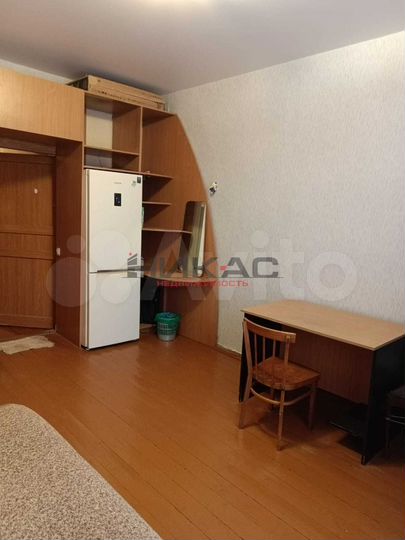 Комната 16 м² в 3-к., 2/2 эт.