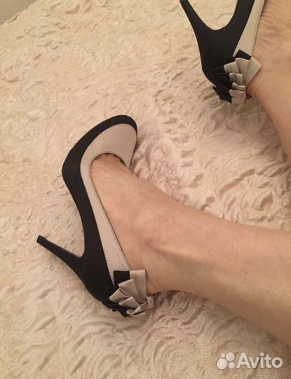 Туфли женские 38 размер новые Karen Millen