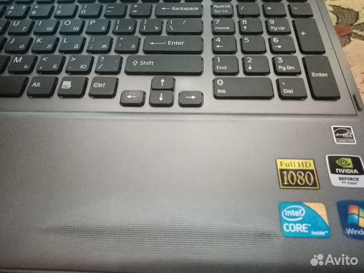 Ноутбук sony vaio VPC-F13S8R