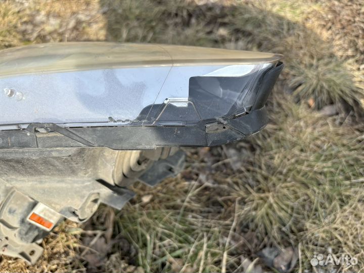 Фара Honda Inspire UC1