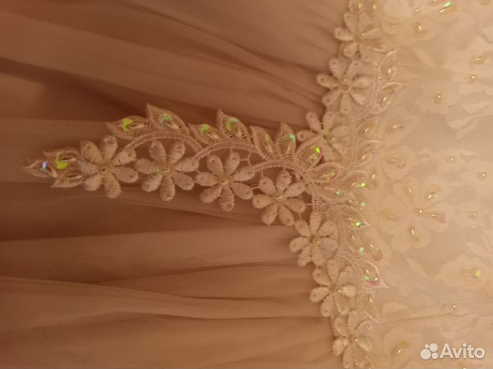 Платье для девочки новое