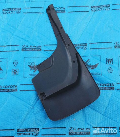 Брызговик Лексус Lx 570 задний левый 08-11