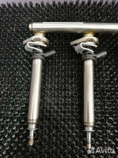 Топливная рампа A2560700187 Mercedes-Benz S W222