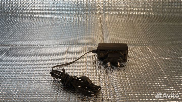 Зарядка Sony Ericson EP310
