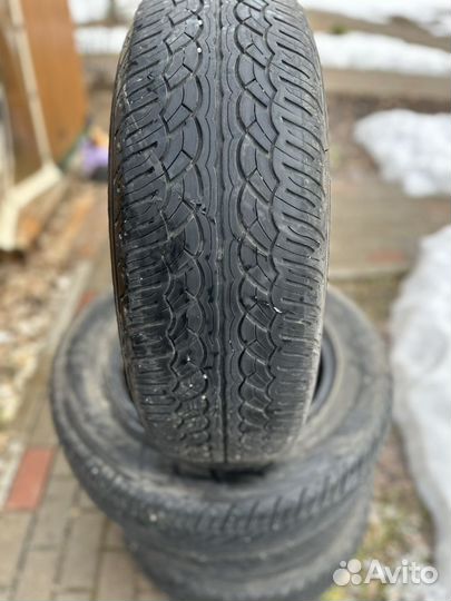 Yokohama Parada Spec-X 225/65 R17 102H