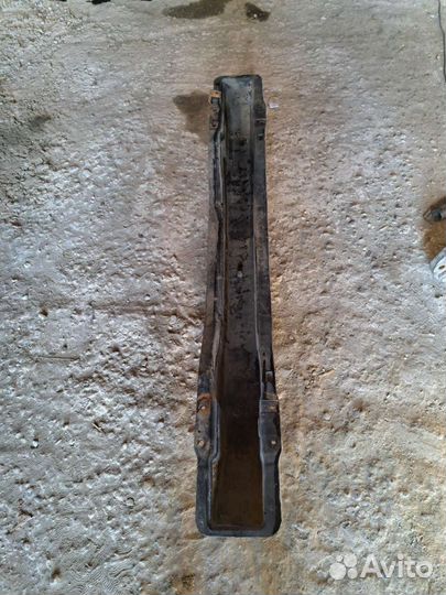 Усилитель заднего бампера Kia Shuma