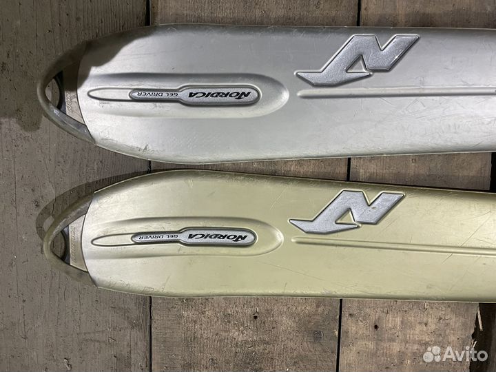 Комплект лыж с ботинками