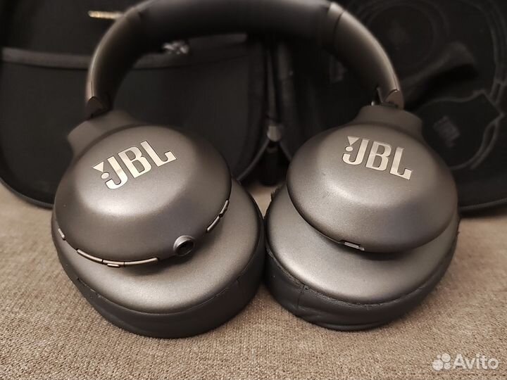 Беспроводные наушники JBL Everest 710