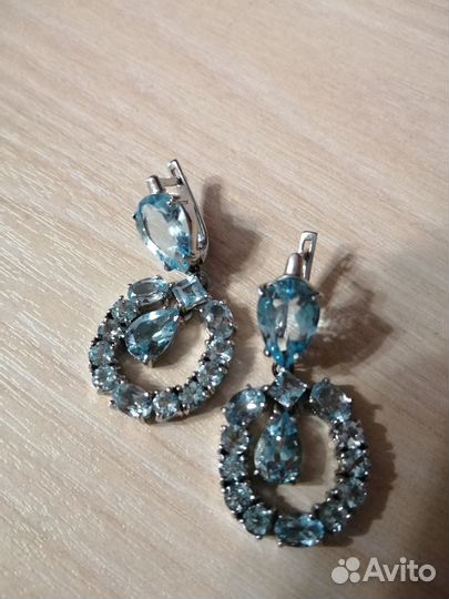 1.Серебро набор комплект. 2.Серьги с топазами