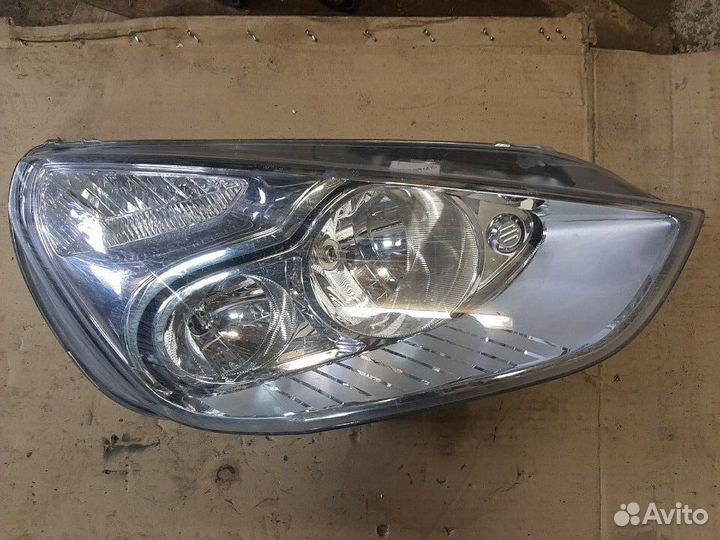 Фара правая Ford S-Max / Galaxy 2