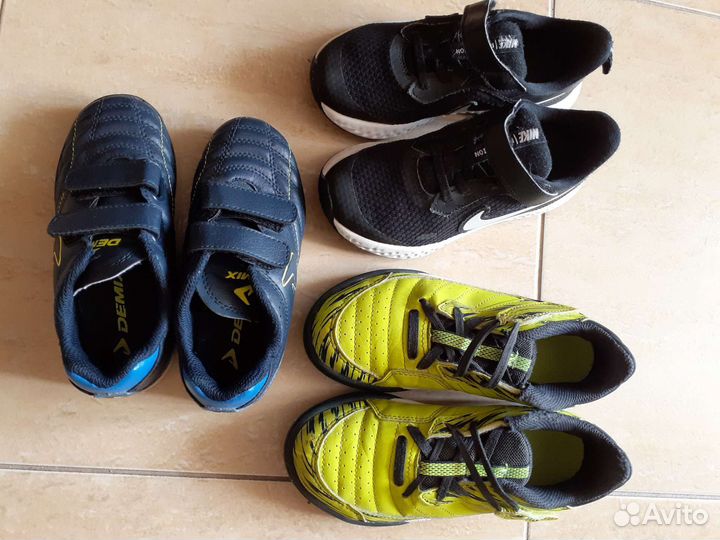 Бутсы-28р.Кросс.28.5,Футзалки 34р все по