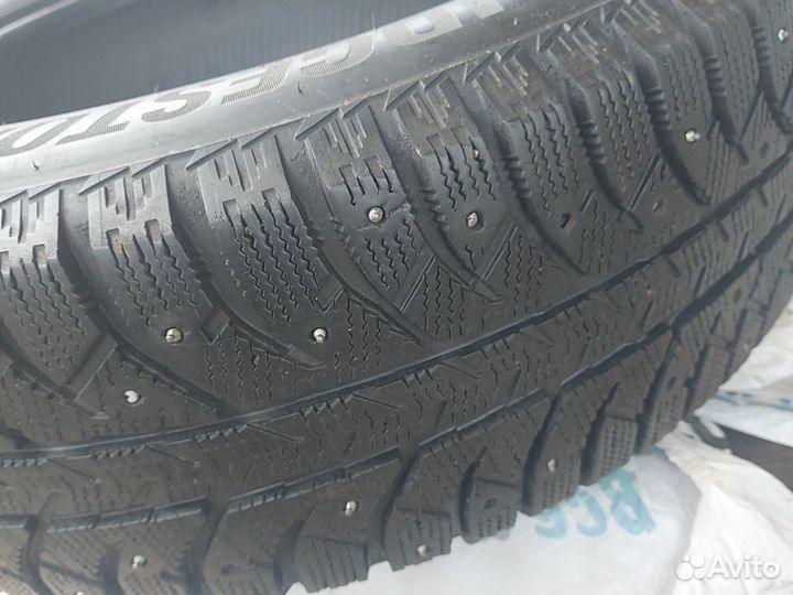 Bridgestone Ice Cruiser 7000S 225/65 R17 102T