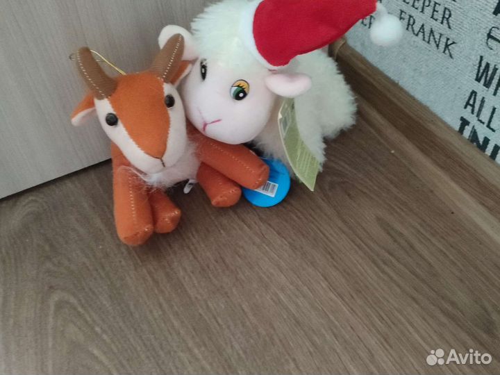 2 игрушки. Овечка и козел