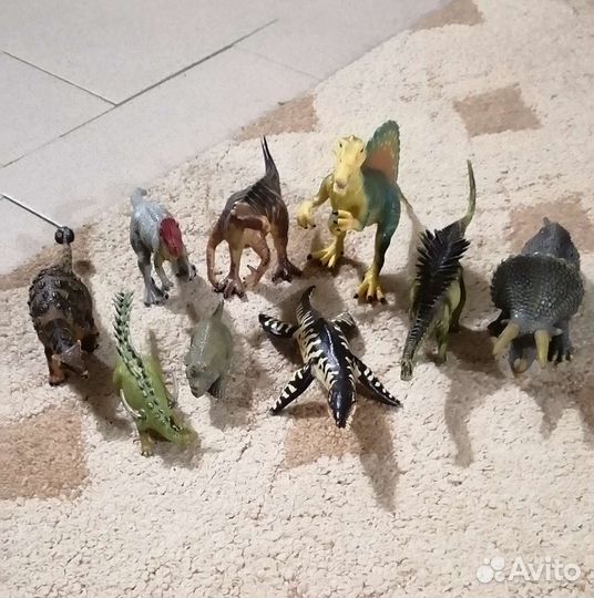 Фигурки динозавры Schleich и Collecta