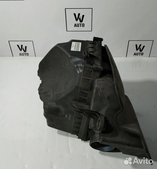 Корпус воздушного фильтра BMW 3.0 f10 N52
