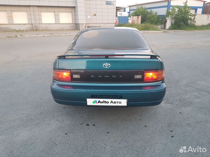 Toyota Camry 2.0 МТ, 1994, 225 000 км