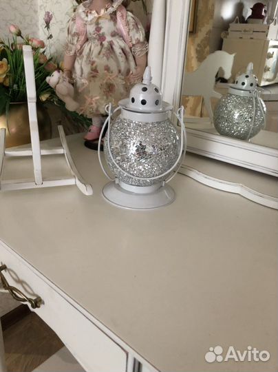 Подсвечник, фонарь