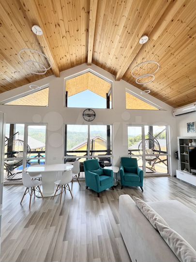 Дом 78 м² на участке 4 сот.