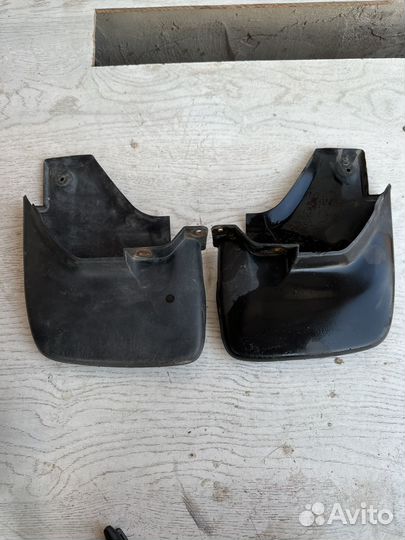 Lexus RX4 Брызговик задний L/R