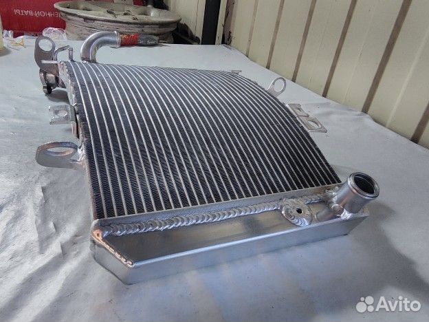 Усиленный радиатор Suzuki gsxr 1300 Hayabusa 99-07