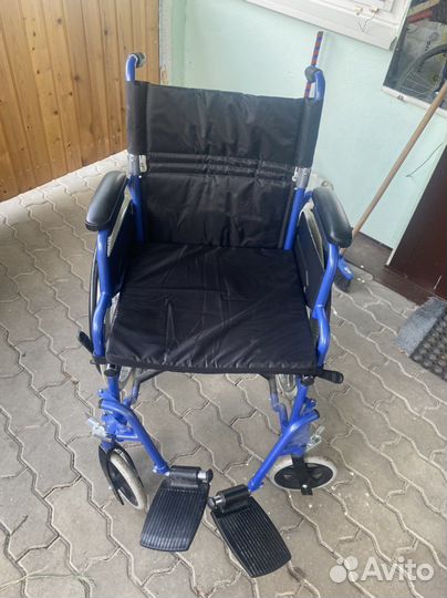 Инвалидная коляска