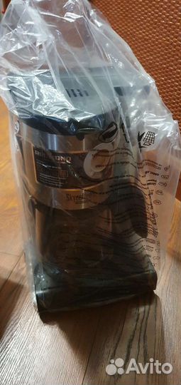 Кофеварка Redmond RCM-M1519S