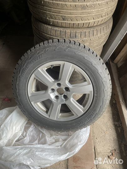 R17 Hankook I'Pike RW11 235/65, PCD 5x112 DIA 66.6