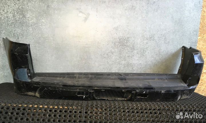 Бампер задний Lexus LX